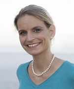 Portrait_-_250x300.jpg