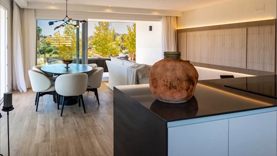 0991 Lagoon IV-14 image