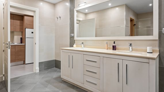 1557 Villa Marbella Elviria-48 image