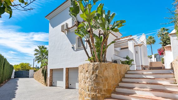 1557 Villa Marbella Elviria-54 image