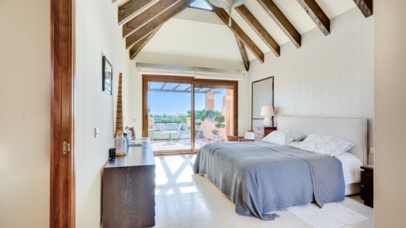 2018 Campanario-32 image