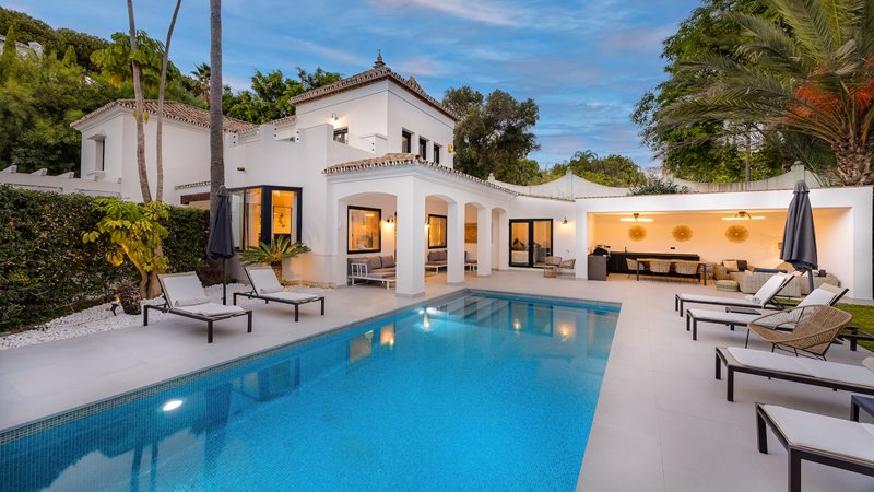 Charmante Villa im andalusischen Stil mit Panoramablick